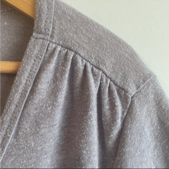 Gap T-Shirt - Picture 4 of 5